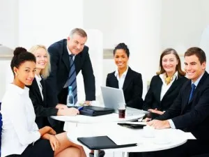 Sản phẩm uniform 19 300x225 — Công Ty Cổ Phần Sản Xuất Thương Mại Và Dịch Vụ Xuất Nhập Khẩu Hải Linh — MST 0106381355