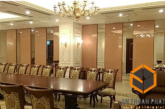 Sản phẩm Thi cong vach ngan di dong T5.2017 — Công Ty TNHH Xây Dựng Nội Thất An Thuận Phát — MST 0106413399