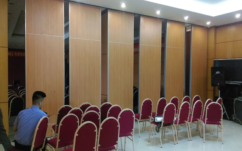 Sản phẩm vach ngan di ding benh vien tai mui hong trung uong — Công Ty TNHH Xây Dựng Nội Thất An Thuận Phát — MST 0106413399
