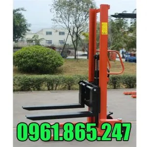 Sản phẩm xe nang tay cao 2 tan 300x300 — Công Ty TNHH Đầu Tư Thiết Bị Công Nghiệp Hà Nội — MST 0106415893