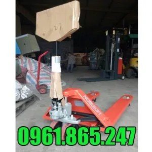Sản phẩm xe nang tay noblelift 2 5 tan 3 tan 300x300 — Công Ty TNHH Đầu Tư Thiết Bị Công Nghiệp Hà Nội — MST 0106415893