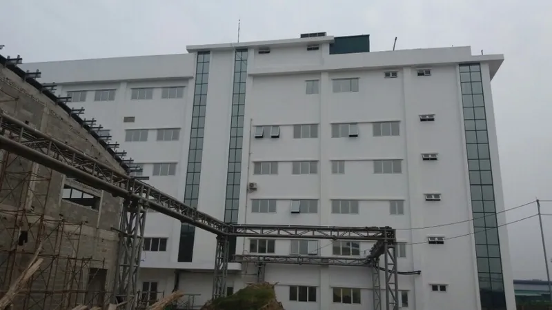 Sản phẩm Nha dieu hanh va khu kiem nghiem Traphaco — Công Ty TNHH Cơ Điện Lạnh Tân Thành — MST 0106455060