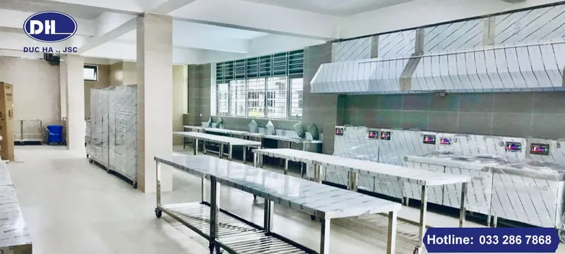 Sản phẩm Bep cong nghiep duc ha 4 — Thiết Bị Bếp Đức Hà - Công Ty Cổ Phần Đầu Tư Và Sản Xuất Đức Hà — MST 0106468454