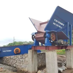 Sản phẩm May cap lieu xich 300x300 — Công Ty TNHH Đầu Tư Victory Việt Nam — MST 0106474634