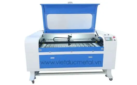 Sản phẩm may cat laser co2 528x330 — Công ty CP Thương Mại và Sản Xuất Kim Khí Việt Đức — MST 0106614909