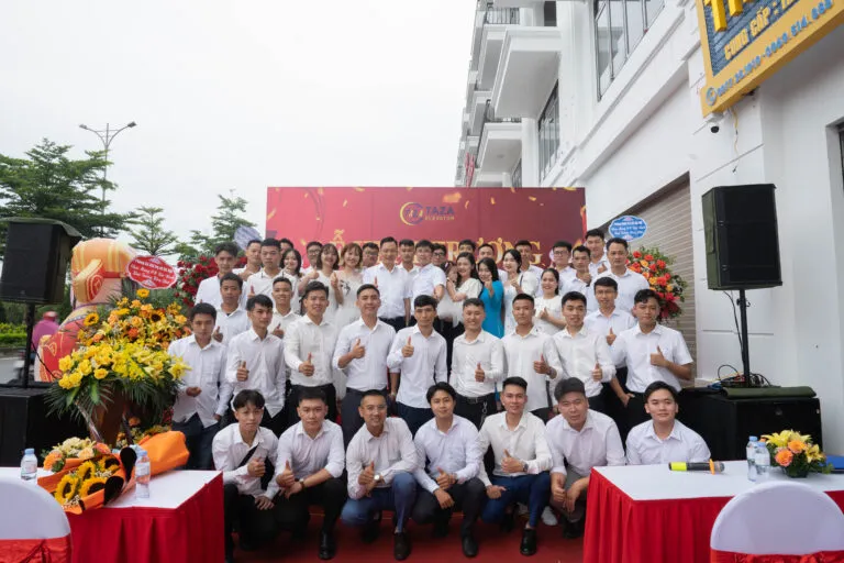 Sản phẩm khai truong chi nhanh 4 768x512 — Thang Máy Taza Việt Nam - Công Ty CP Kỹ Thuật Và XNK Thang Máy Taza Việt Nam — MST 0106621046