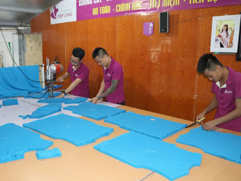 Sản phẩm cong doan cat vai 1 — Đồng Phục Diệp Long - Công Ty Cổ Phần Sản Xuất Thương Mại Diệp Long — MST 0106639981