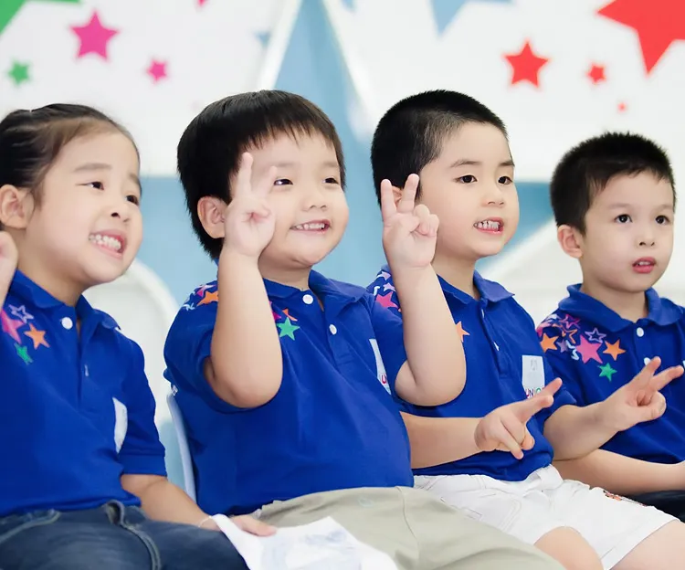 Sản phẩm dong phuc trung tam tieng an — Đồng Phục Diệp Long - Công Ty Cổ Phần Sản Xuất Thương Mại Diệp Long — MST 0106639981
