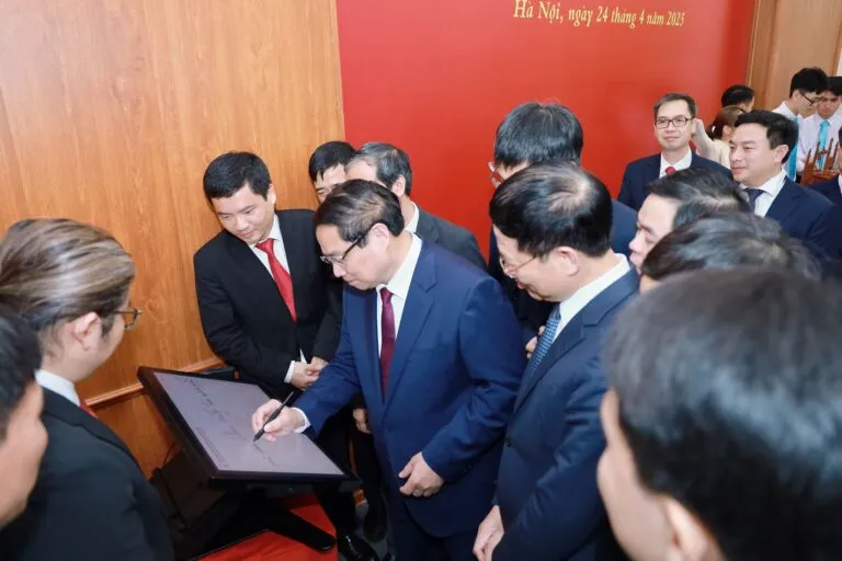 Sản phẩm IMG_4372 768x512 — Học Viện Công Nghệ Bưu Chính Viễn Thông — MST 0106653601