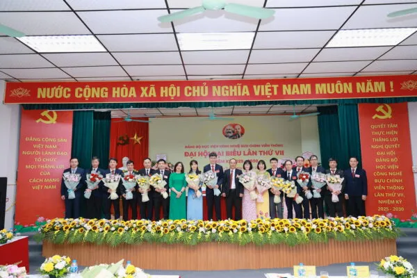 Sản phẩm IMG_9341 600x400 — Học Viện Công Nghệ Bưu Chính Viễn Thông — MST 0106653601