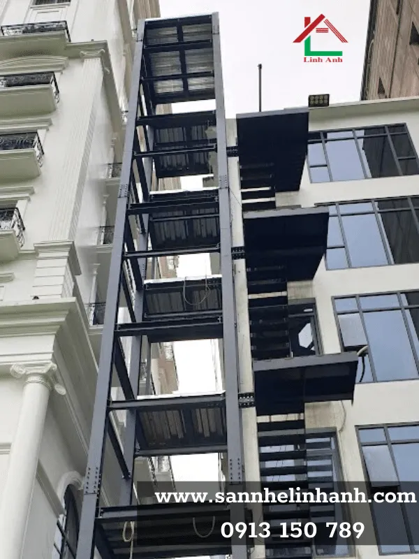 Sản phẩm khung thang may bang thep tien che ngoai troi — Cơ Khí Xây Dựng Linh Anh - Công Ty TNHH Thương Mại Và Công Nghệ Linh Anh — MST 0106677514
