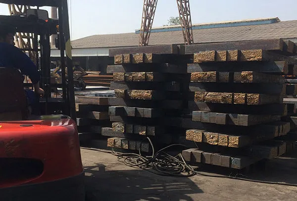 Sản phẩm wooden sleepers 1 — Công Ty Cổ Phần Thương Mại Và Đầu Tư Tân Đại Thành — MST 0106707423