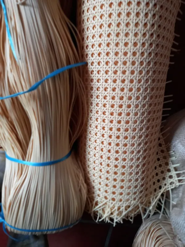 Sản phẩm z2318517795676_48c0553443a421a68a82ab2411bf2a06 — Công Ty TNHH Sản Xuất Nội Thất Mây Tre Việt — MST 0106735501