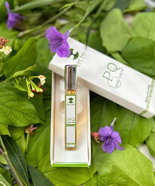 Sản phẩm nuoc hoa hoa hong — Nước Hoa PQ - Công Ty Cổ Phần Nông Lâm Nghiệp Đức Phú — MST 0106768779