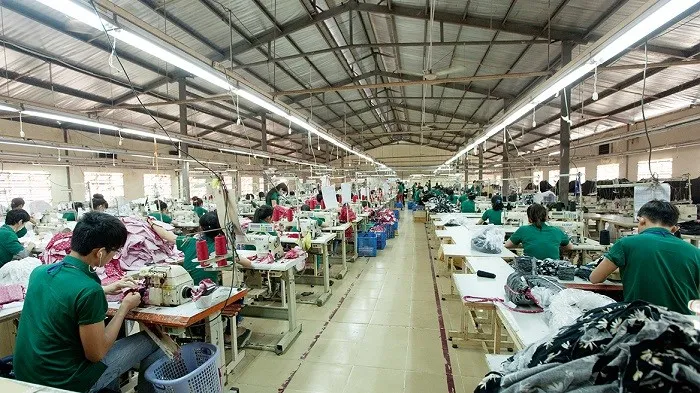 Sản phẩm xuong may dong phuc hcm — áo Thun HK Việt Nam - Công Ty TNHH Sản Xuất Và Thương Mại HK Việt Nam — MST 0106781610