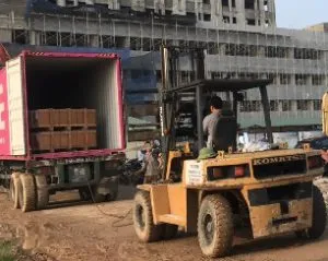 Sản phẩm rut ruot container 1 300x239 — Công Ty TNHH Thương Mại Và Vận Tải Tú Sơn — MST 0106810734