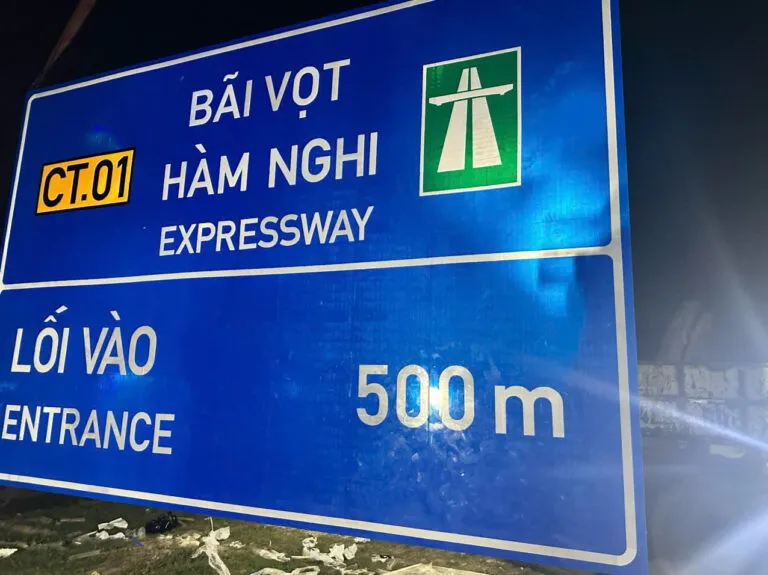 Sản phẩm bien bao cao toc bai vot ham nghi ct01 768x575 — Công Ty TNHH SX Và TM Thép Minh Đức — MST 0106836348