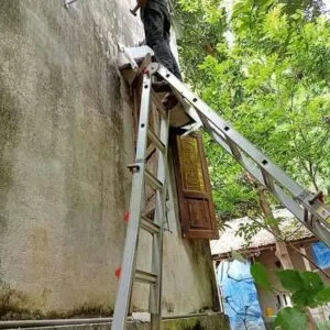 Sản phẩm z2467867621132_7a6b6230521ac8be9bca600e16501ba5 300x300 — Thang Nhôm Tiến Thắng - Công Ty CP Đầu Tư Thương Mại Và Dịch Vụ Tiến Thắng — MST 0106836450