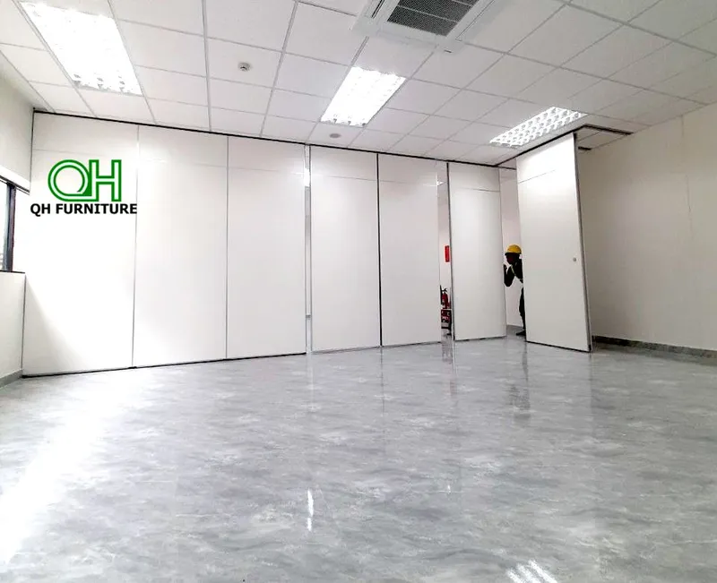 Sản phẩm vach ngan di dong 12lg 3 — Vách Ngăn QH - Công Ty CP Nội Thất QH Việt Nam — MST 0106842599