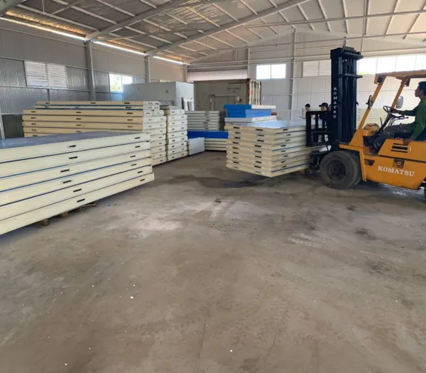 Sản phẩm cung cap vat tu thiet bi kho lanh — Kho Lạnh Công Nghiệp Tín Hưng - Công Ty Cổ Phần Cơ Điện Lạnh Và Xây Dựng Tín
Hưng — MST 0106855453
