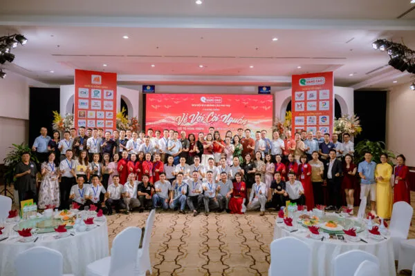 Sản phẩm gala hoi in an quang cao phu tho 6 600x400 — Công Ty TNHH TM Đầu Tư Và DV Tân Tiến Thành — MST 0106883683