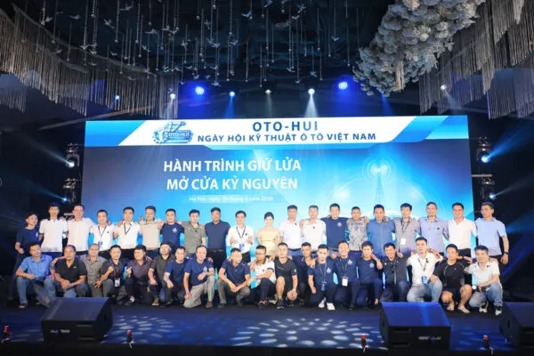 Sản phẩm 3t tai tro hoi gara oto oto hui 7 600x400 — Công Ty TNHH TM Đầu Tư Và DV Tân Tiến Thành — MST 0106883683