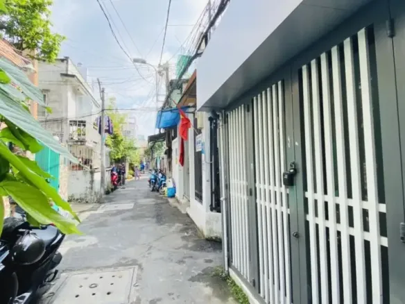 Sản phẩm ban nha pho duc chinh binh thanh 1 584x438 — Công Ty Bất Động Sản VietHouzz — MST 0106992789