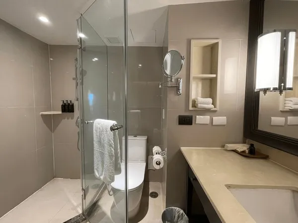 Sản phẩm Cabin Phong Tam Kinh – Giai Phap Tien Loi Va An Toan — Công Ty TNHH Phát Triển Thương Mại Việt Nhật — MST 0107007488