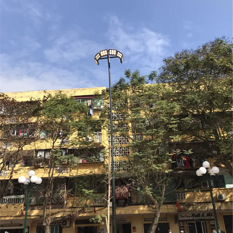 Sản phẩm Den pha led cong vien Quan Toan — Công Ty TNHH Thương Mại Và Xây Dựng Đại Thịnh Phú — MST 0107127672