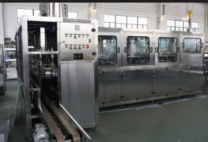 Sản phẩm maymienbac may dong binh tu dong 300x205 — Máy Miền Bắc - Công Ty TNHH Chế Tạo Và Chuyển Giao Công Nghệ Miền Bắc — MST 0107288905
