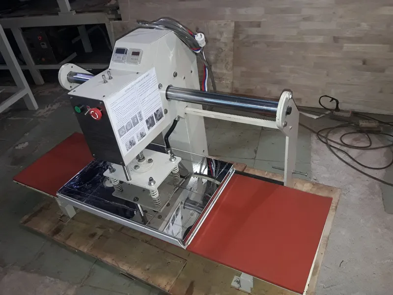 Sản phẩm May ep nhiet tu dong — Thiết Bị Vật Tư In Vải HT - Công Ty TNHH Sản Xuất Và Kinh Doanh HT Việt Nam — MST 0107351681