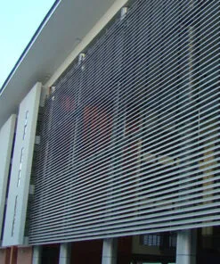 Sản phẩm Lam chan nang Austrong 132S Sun Louver 247x296 — Thi Công Mặt Dựng Aluminium Bắc Hà - Công Ty TNHH Xây Dựng Và Công Nghệ Bắc Hà — MST 0107355291