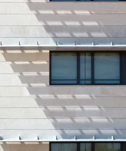 Sản phẩm Lam chan nang Austrong 85R Sun Louver 1 247x296 — Thi Công Mặt Dựng Aluminium Bắc Hà - Công Ty TNHH Xây Dựng Và Công Nghệ Bắc Hà — MST 0107355291