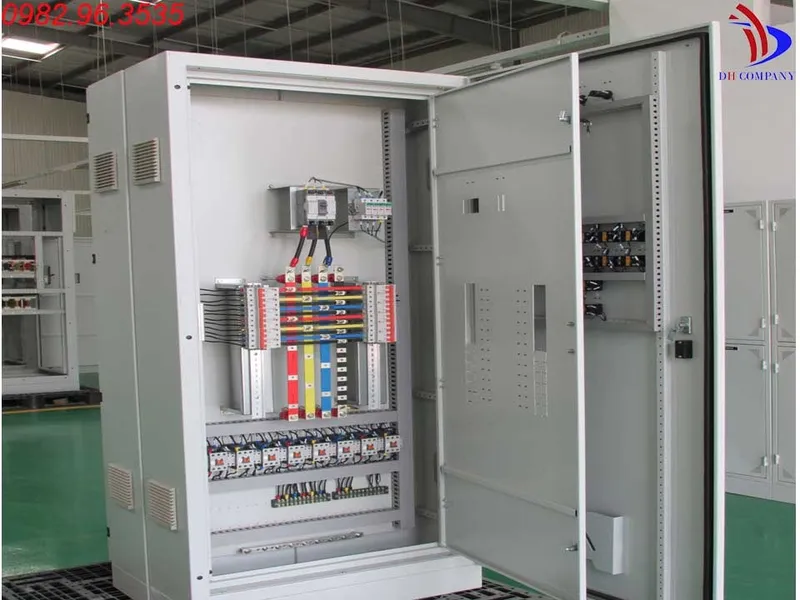 Sản phẩm tu dien phan phoi db 2 — Công Ty TNHH Kỹ Thuật Điện Và Công Nghệ Môi Trường DH — MST 0107362147