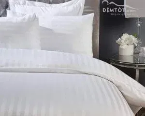 Sản phẩm bo chan ga goi khach san ke soc 2 300x240.jpg — Công Ty TNHH Đầu Tư Thương Mại Và Dịch Vụ Phương Huy — MST 0107512642
