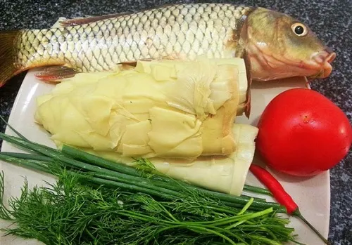 Sản phẩm ca chep om mang chua ngon mien che — Suất Ăn Công Nghiệp Thành Nghĩa - Công Ty TNHH TM Và DV Tổng Hợp Thành Nghĩa — MST 0107512988