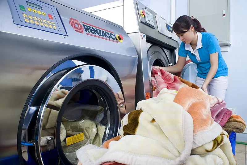 Sản phẩm giat chan ga goi dem — Công Ty TNHH Đầu Tư Phát Triển Công Nghệ Hoàn Mỹ — MST 0107560646