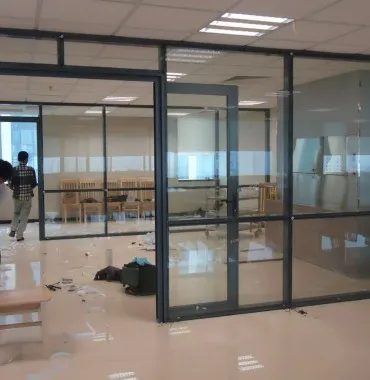 Sản phẩm don vi thi cong lap dat cua nhom kinh viet y 02_1620810606.jpg — Cửa Nhôm Kính SmartWindows - Công Ty Cổ Phần Đầu Tư SmartWindows — MST 0107574543