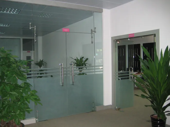 Sản phẩm cua kinh thuy luc 2 canh_1553493770 — Cửa Nhôm Kính SmartWindows - Công Ty Cổ Phần Đầu Tư SmartWindows — MST 0107574543