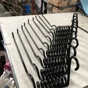 Sản phẩm lo xo may bom 300x300 — Lò Xo Việt Nam - Công Ty TNHH Lò Xo Việt Nam — MST 0107588987