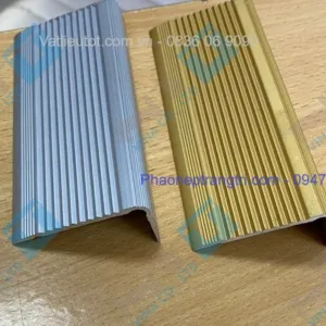 Sản phẩm Nep chong tron cau thang L45x23 — Phào Nẹp Trang Trí NTT Việt Nam - Công Ty TNHH Sản Xuất Thương Mại Và Xây Dựng
NTT Việt Nam — MST 0107604036