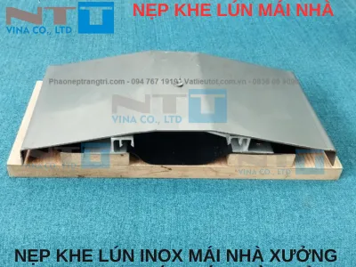 Sản phẩm Nep inox khe lun mai nha — Phào Nẹp Trang Trí NTT Việt Nam - Công Ty TNHH Sản Xuất Thương Mại Và Xây Dựng
NTT Việt Nam — MST 0107604036