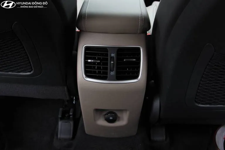 Sản phẩm cua gio dieu hoa sau tucson 2019 ban turbo 1.6 at 768x512 — Công Ty TNHH Ô Tô Thành Công Đông Đô — MST 0107604212