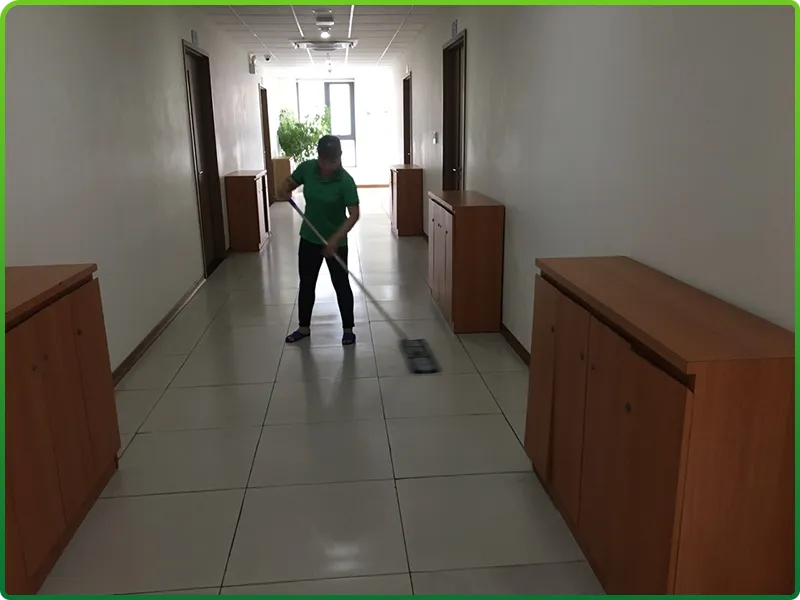 Sản phẩm ve sinh toa nha — Công Ty TNHH Dịch Vụ Vệ Sinh Làm Sạch Thành Lộc — MST 0107631142
