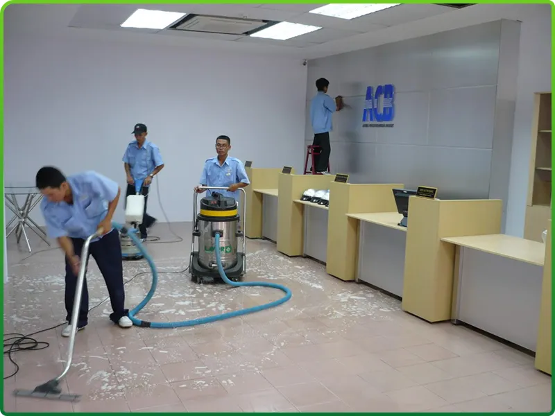 Sản phẩm ve sinh hang ngay — Công Ty TNHH Dịch Vụ Vệ Sinh Làm Sạch Thành Lộc — MST 0107631142