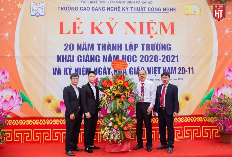 Sản phẩm ceo nguyen ngoc ha du ky niem 20 nam thanh lap truong 2 1 — Công Ty TNHH Đầu Tư Thương Mại Và Dịch Vụ Ô Tô Hà Thành — MST 0107724460