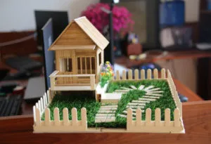 Sản phẩm Cách làm nhà tăm tre 300x205 — Mô Hình Kiến Trúc Khéo Tay - Công Ty TNHH Thương Mại Điện Tử Khéo Tay — MST 0107729483