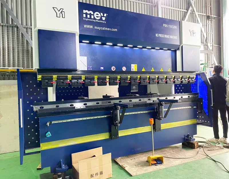 Sản phẩm NC 110T 3200 1 — Máy Cắt MEV - Công Ty TNHH Kỹ Thuật MEV Việt Nam — MST 0107757120