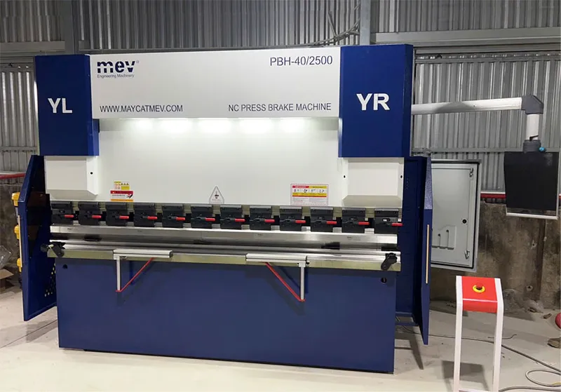 Sản phẩm 40t3200 — Máy Cắt MEV - Công Ty TNHH Kỹ Thuật MEV Việt Nam — MST 0107757120