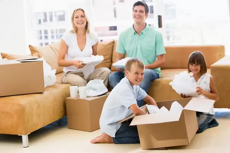 Sản phẩm chuyen nha co tre em 2 — Chuyển Nhà Kiến Vàng - Công Ty CP Kinh Doanh & Dịch Vụ Kiến Vàng — MST 0107780761